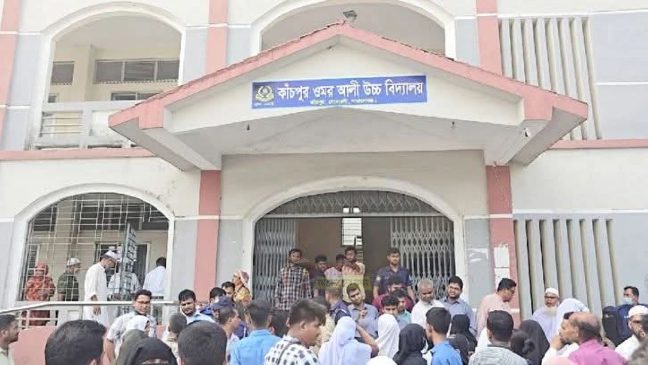 সোনারগাঁয়ে ভুল প্রশ্নে এসএসসি পরীক্ষা: কেন্দ্রসচিবসহ ১২ জনের দায়িত্ব খারিজ