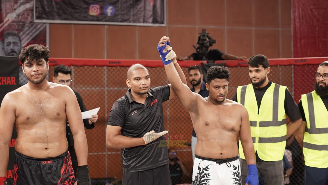 স্কুল মাঠের কুংফু থেকে এমএমএ রিংয়ে নাফিজ, স্বপ্ন ইউএফসিতে বাংলাদেশের পতাকা