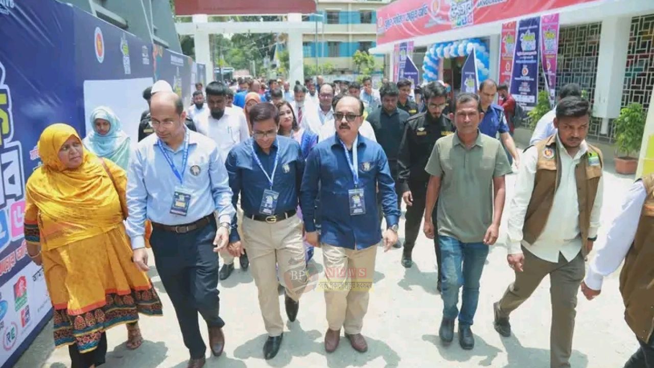নারায়ণগঞ্জে বিভাগীয় কমিশনারের একদিনে একাধিক কর্মসূচির উদ্বোধন