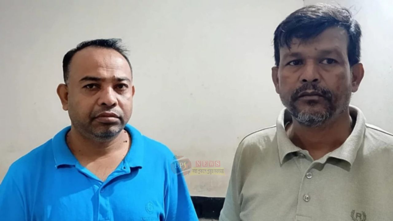 আড়াইহাজারে বিশেষ অভিযানে আওয়ামী লীগ ও ছাত্রলীগ নেতা গ্রে'প্তার