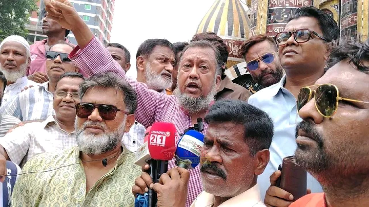 আওয়ামী লীগের বিরুদ্ধে মদনপুরে বিএনপির বিক্ষোভ, নেতৃত্বে টিপু