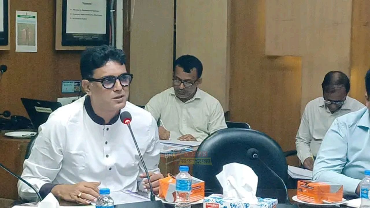 ডিএনডি খাল রক্ষায় মাঠে এনডিএ চেয়ারম্যান মাসুকুল ইসলাম রাজীব