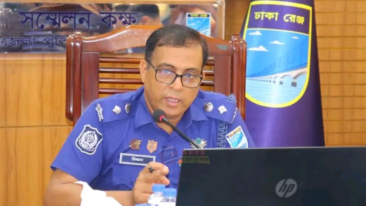 মাদক-সন্ত্রাস-চাঁদাবাজির বিরুদ্ধে জিরো টলারেন্সের নির্দেশ এসপি মিজানুর রহমান মুন্সীর