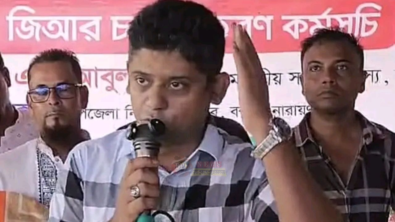 মুসাপুরে ফ্যাসিস্টের ছবি লাগানো নিয়ে ক্ষোভ, দলীয় নেতাদের ভূমিকা নিয়ে প্রশ্ন আশার