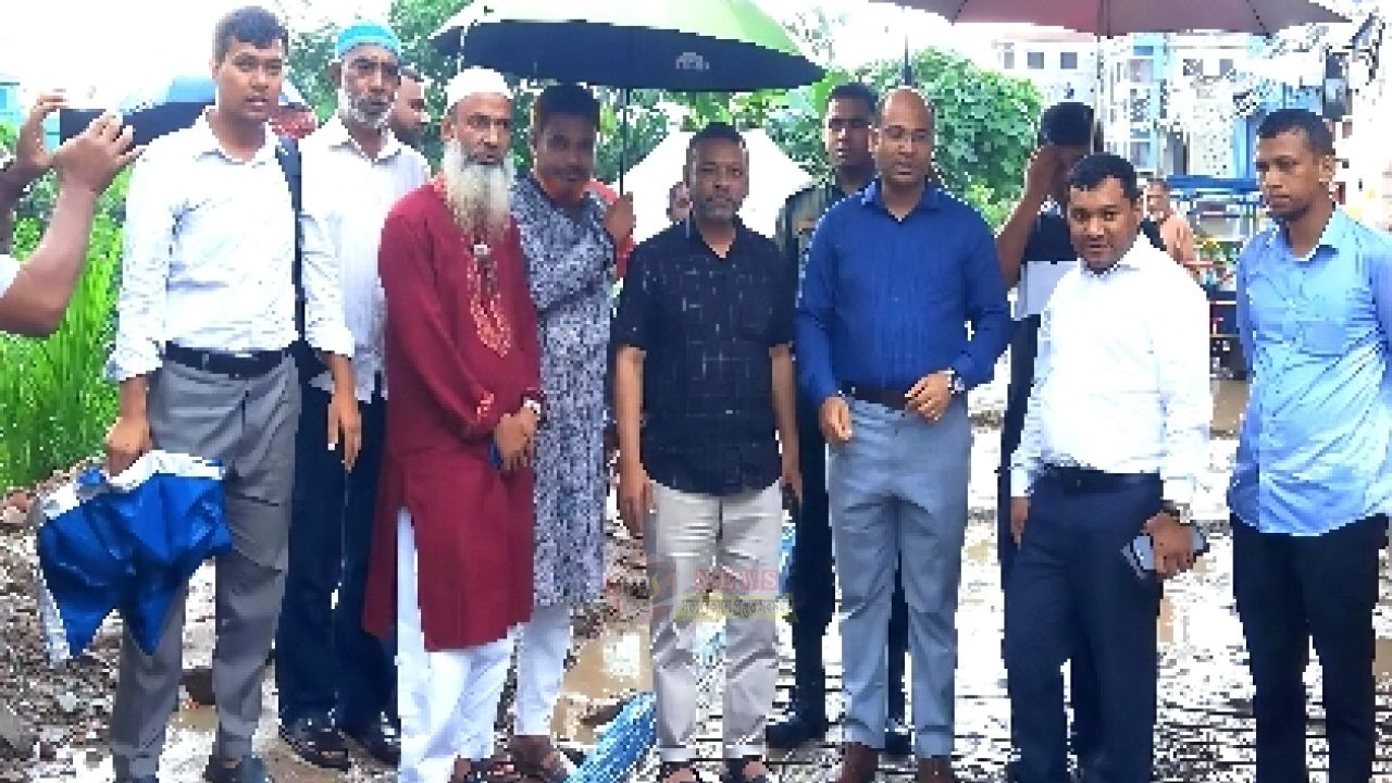 দেলপাড়া-চিতাশাল সড়কের সংস্কারকাজ পরিদর্শনে সদর ইউএনও