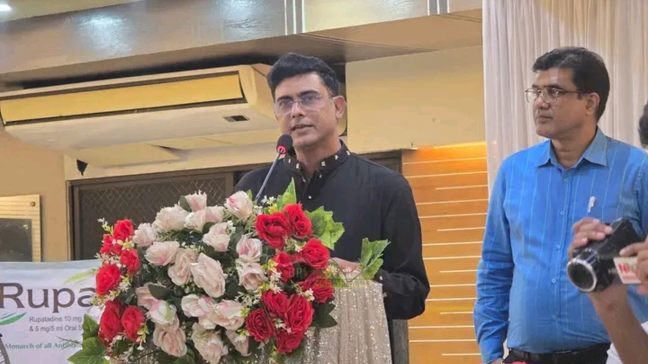 বিগত সময়ে বিভিন্ন দুর্নীতির কারণে চিকিৎসকদের প্রতি মানুষের আস্থা কমেছে : রাজীব