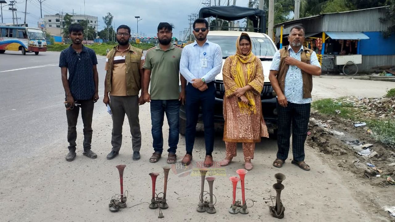 বন্দরে শব্দদূষণবিরোধী অভিযানে ৫ যানবাহনকে জরিমানা, জব্দ হাইড্রোলিক হর্ন