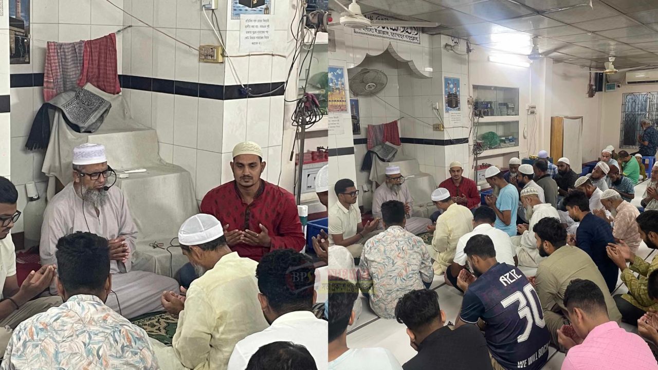 খালেদা জিয়ার জন্মবার্ষিকীতে তোলারাম কলেজ ছাত্রদলের দোয়া মাহফিল