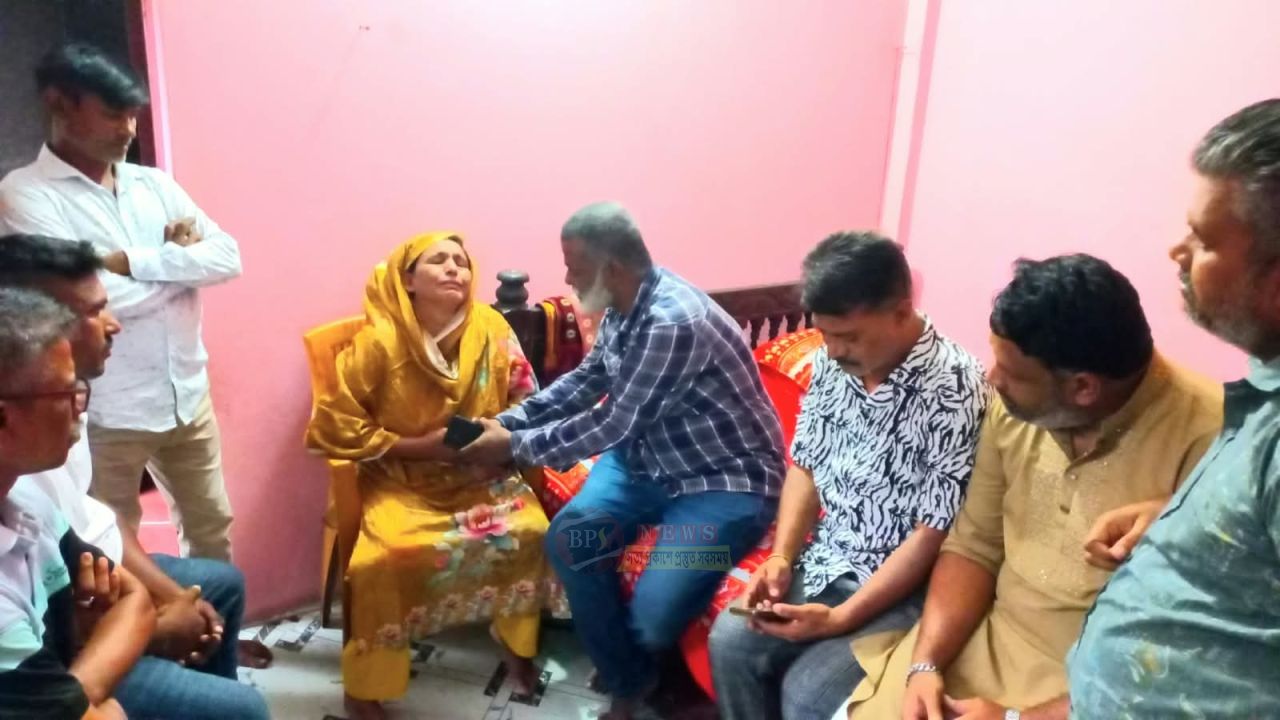 শাওনের কাছে আমরা ঋণী- খোরশেদ