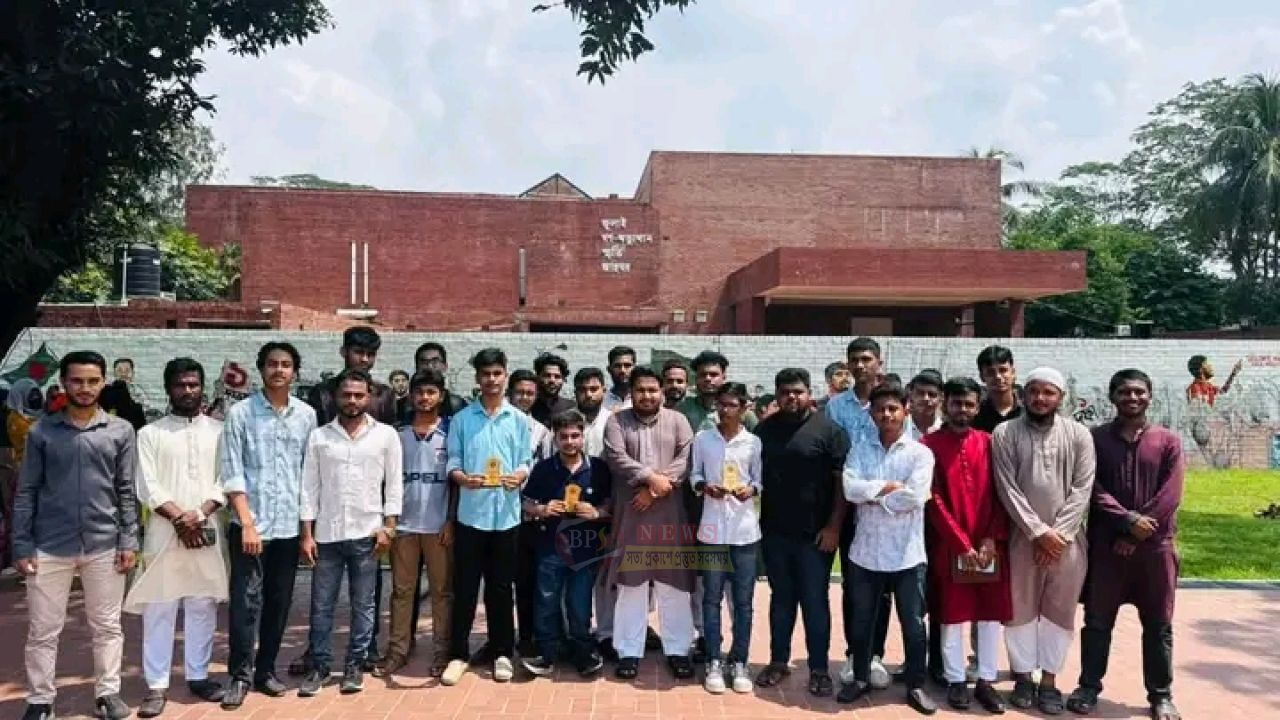 জিপিএ-৫ পাওয়া শিক্ষার্থীদের সংবর্ধনা দিল আড়াইহাজার উপজেলা জাতীয় ছাত্রশক্তি