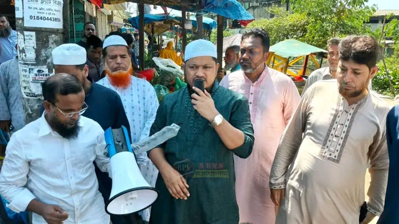 কুতুবপুরের জলাবদ্ধতা নিরসনে মাঠে আবদুল জব্বার, শুরু খাল পরিষ্কার কর্মসূচি