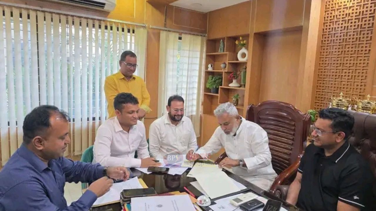 অসুস্থতার পর কাজে ফিরলেন এমপি আজহারুল ইসলাম মান্নান
