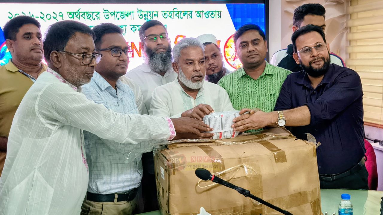 ডেঙ্গু প্রতিরোধে সরকার অত্যন্ত সোচ্চার: এমপি আজহারুল ইসলাম মান্নান