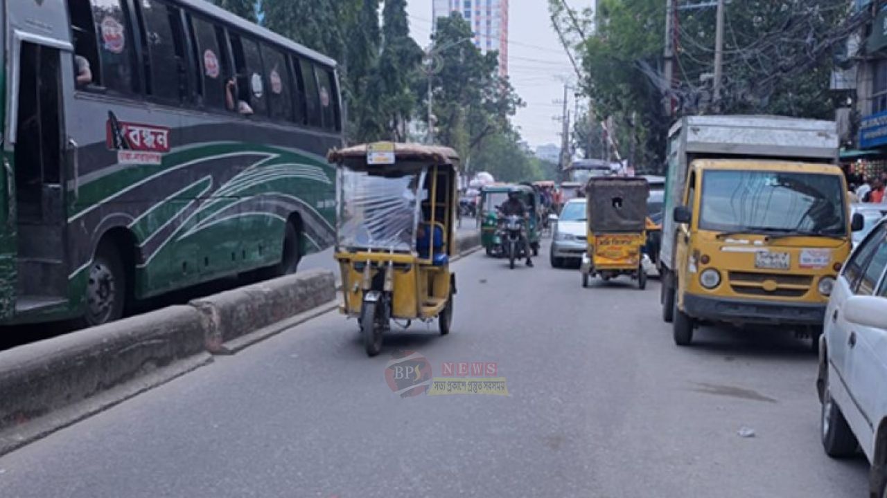 অবৈধ ইজিবাইক বন্ধের সুযোগে নারায়ণগঞ্জে অতিরিক্ত ভাড়া আদায়ের অভিযোগ