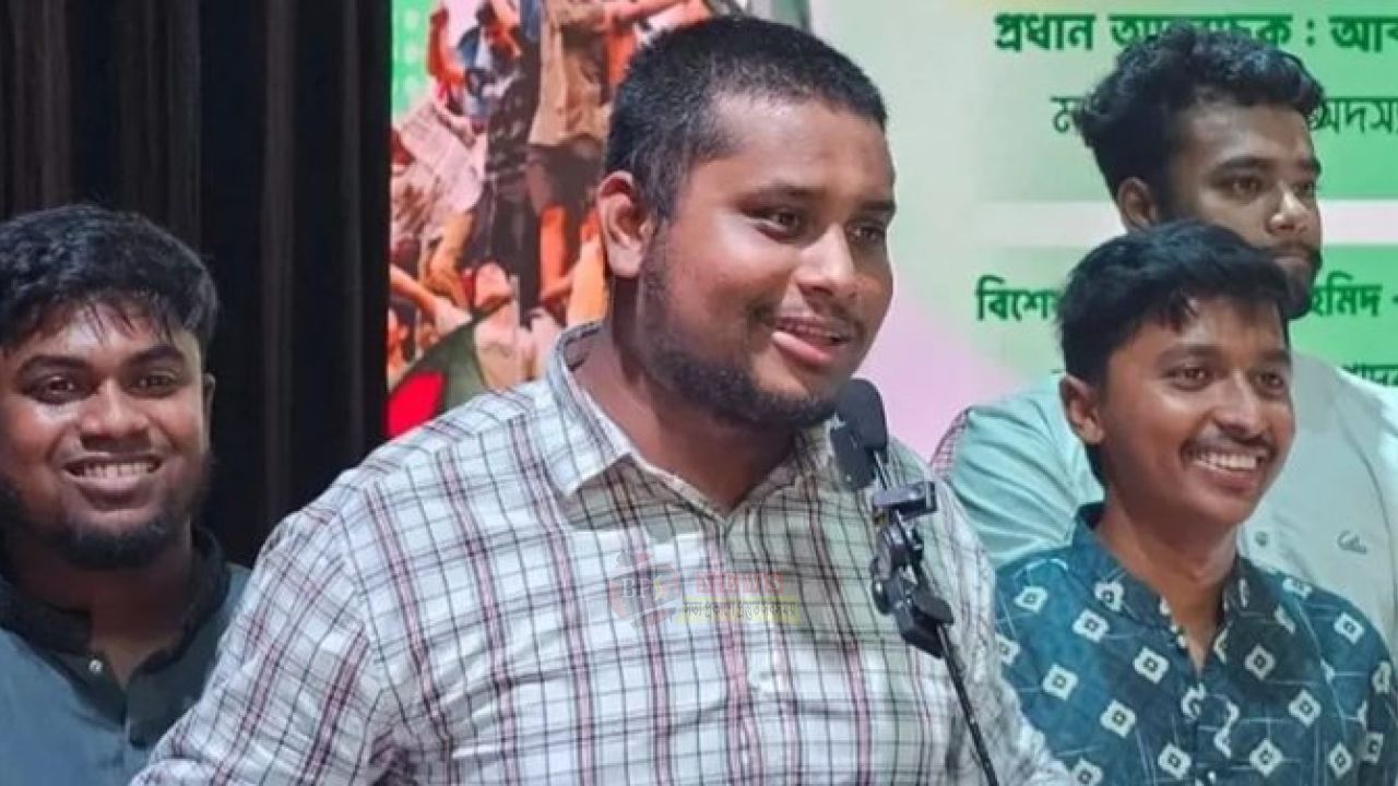 ‘বিধবা কার্ড চালু হলে এমপির স্ত্রীই আগে নেবেন’: হাসনাত আবদুল্লাহ
