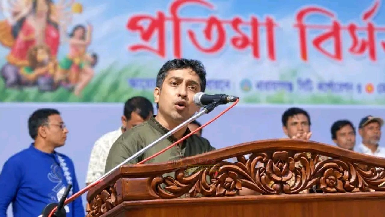 শারদীয় দুর্গোৎসব সফল করতে সবার সহযোগিতার প্রশংসা করলেন সুজন
